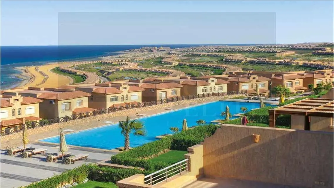 شاليه للبيع فى تلال العين السخنه بالتقسيط فيو مميز