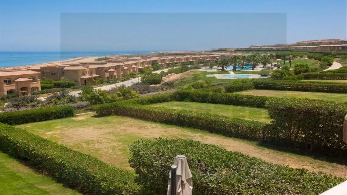 شاليه للبيع فى تلال العين السخنه بالتقسيط فيو مميز