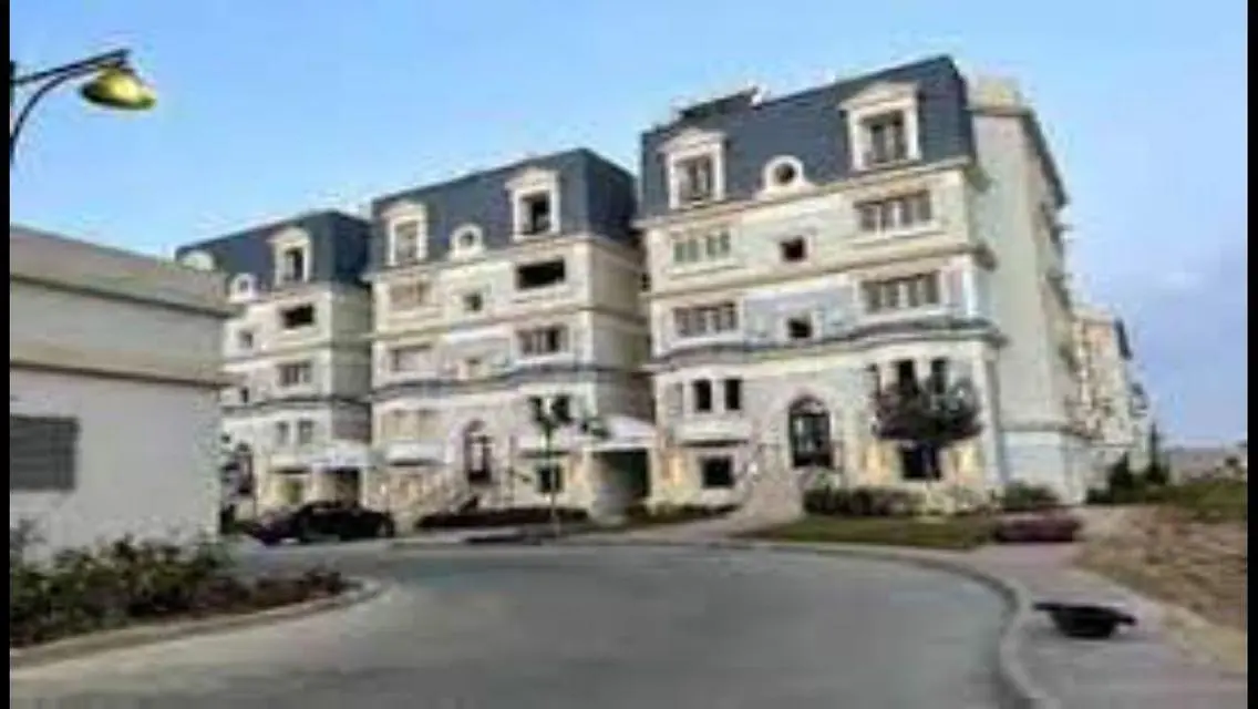 Apartment for sale in mountain view icity