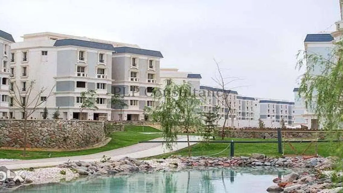 Town Villa Resale in Mountain View Hyde Park
