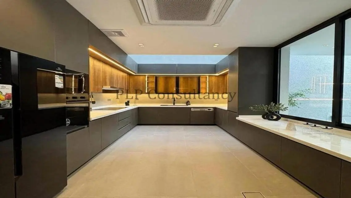 Apartment for sale in Swan Lake immediate delivery