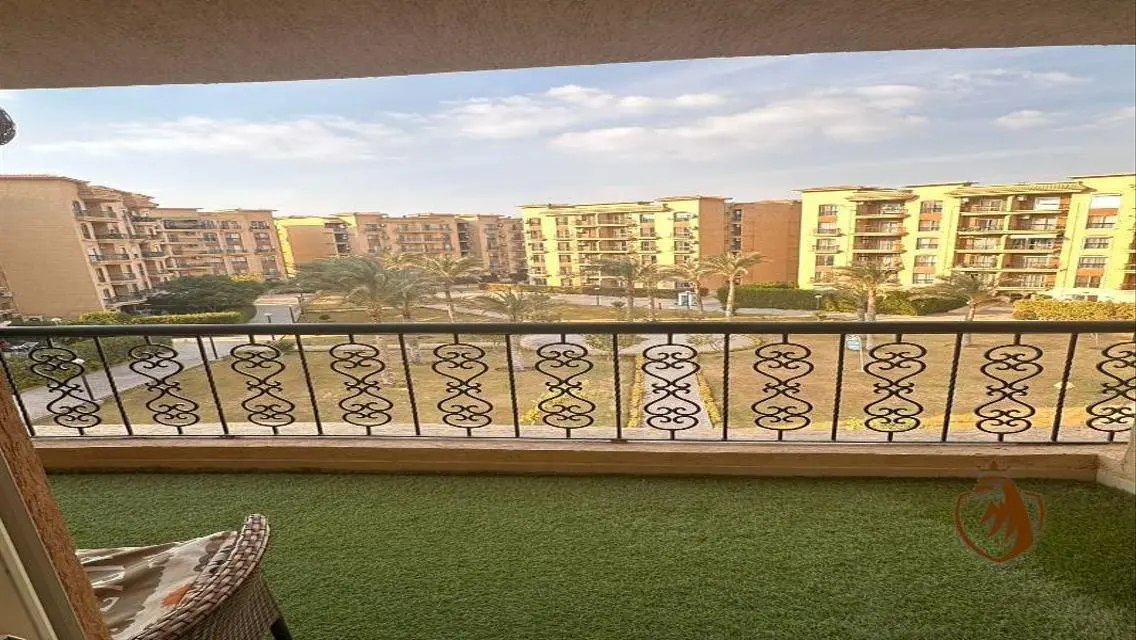 للبيـع 300 م بالـرحـاب 2 موقـع مميـز جنـب الخدمـات