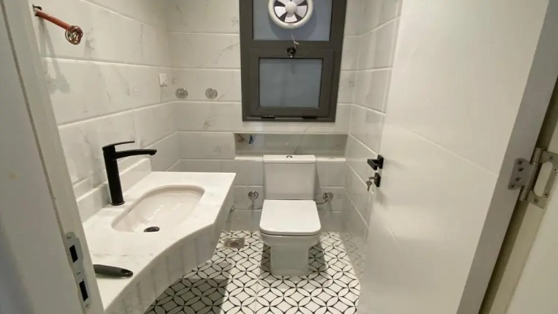 Semi furnished apartment for rent in Eastown 