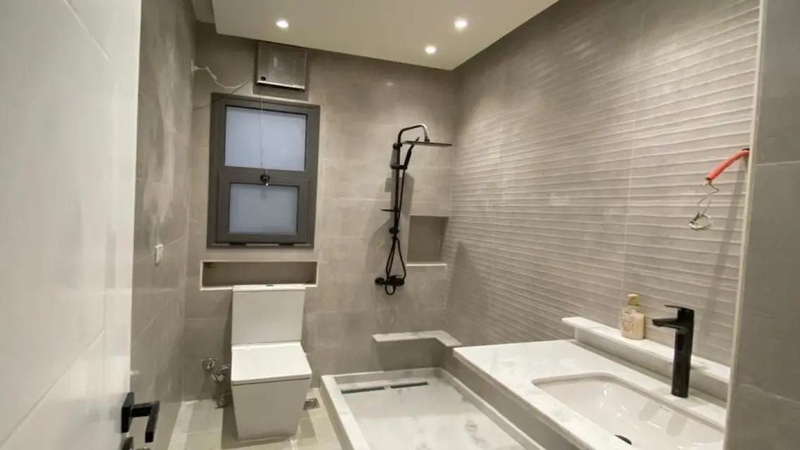 Semi furnished apartment for rent in Eastown 