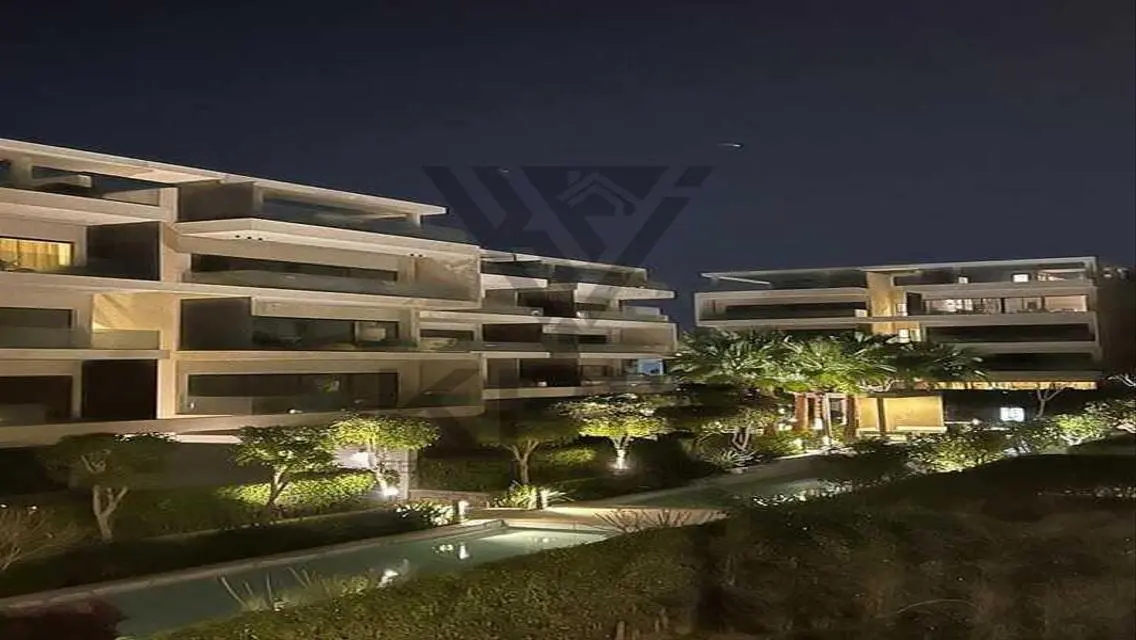 Resale Apartment 181M in best location in LakeView