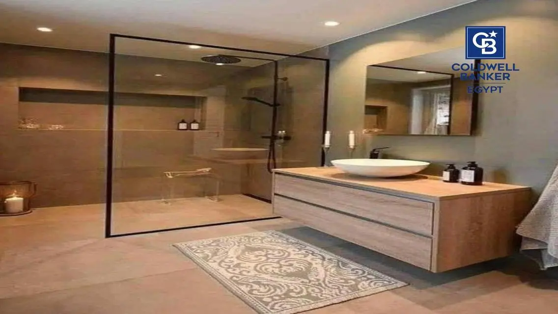penthouse /  finished with AC’S / ‏prime location