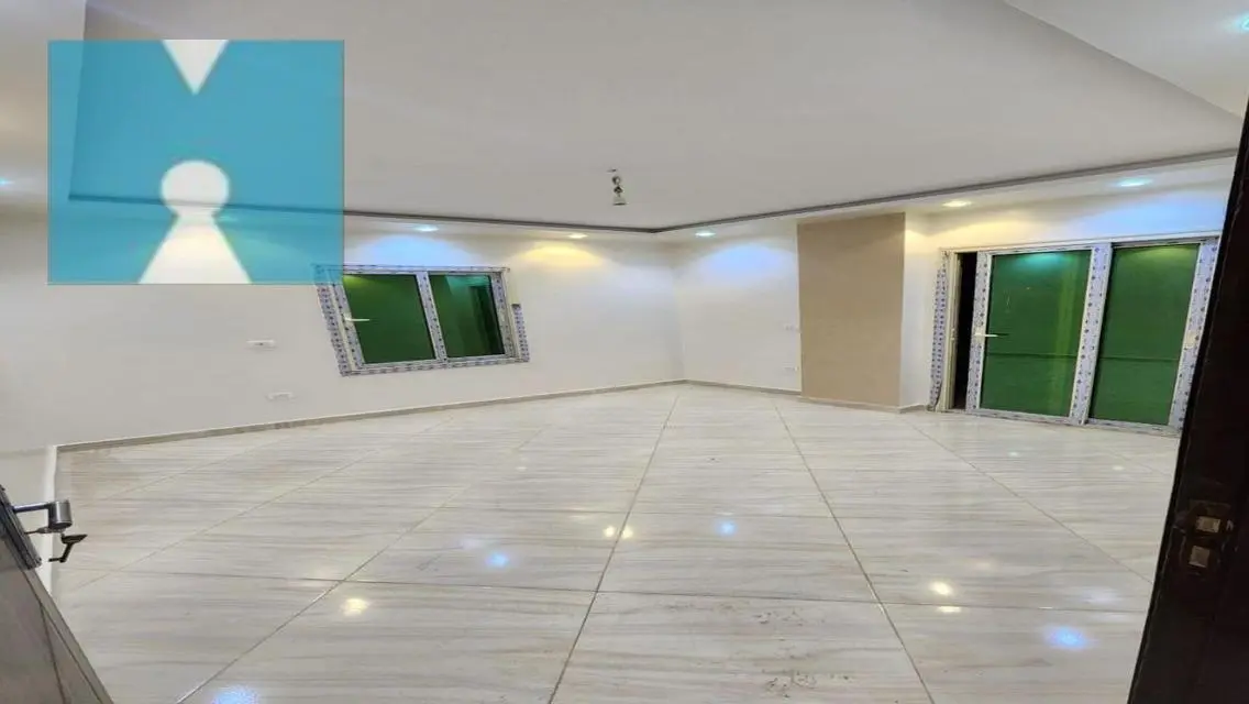 Distinctive apartment for sale, first residence