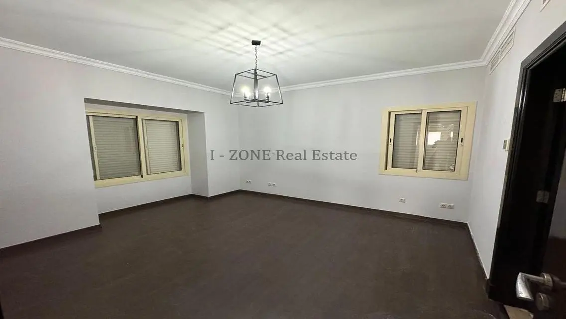 Standalone villa for rent in Mivida Compound,