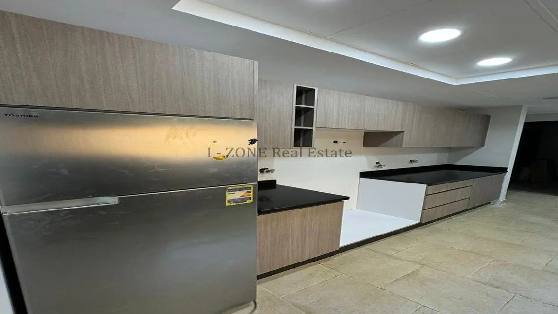 Standalone villa for rent in Mivida Compound,