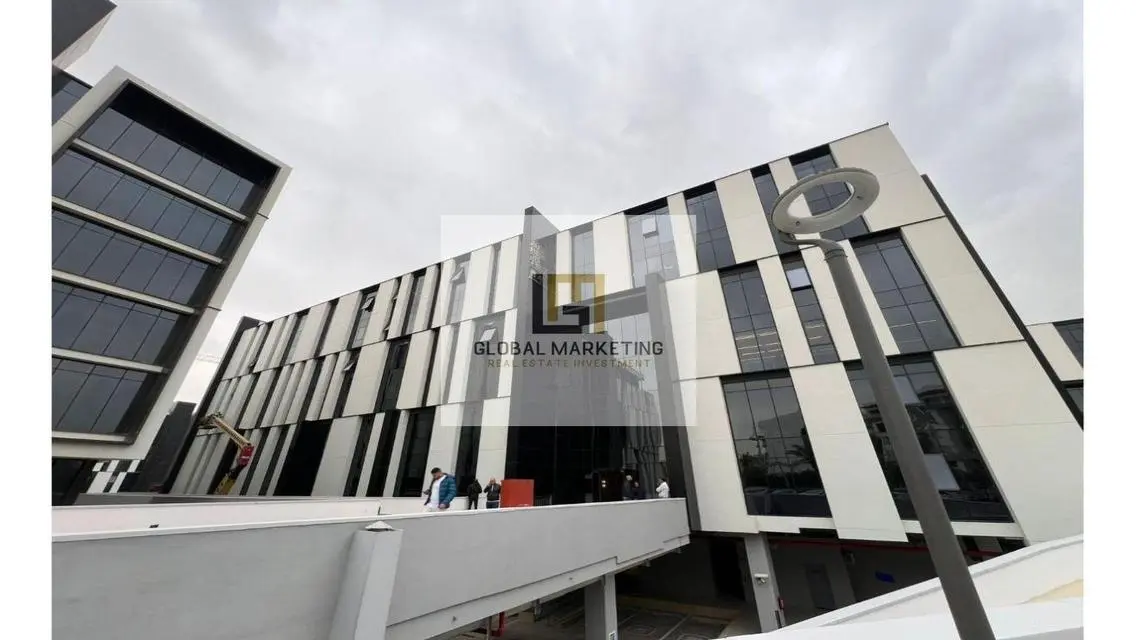 Premium Apartment with 450 sqm in a Great Location