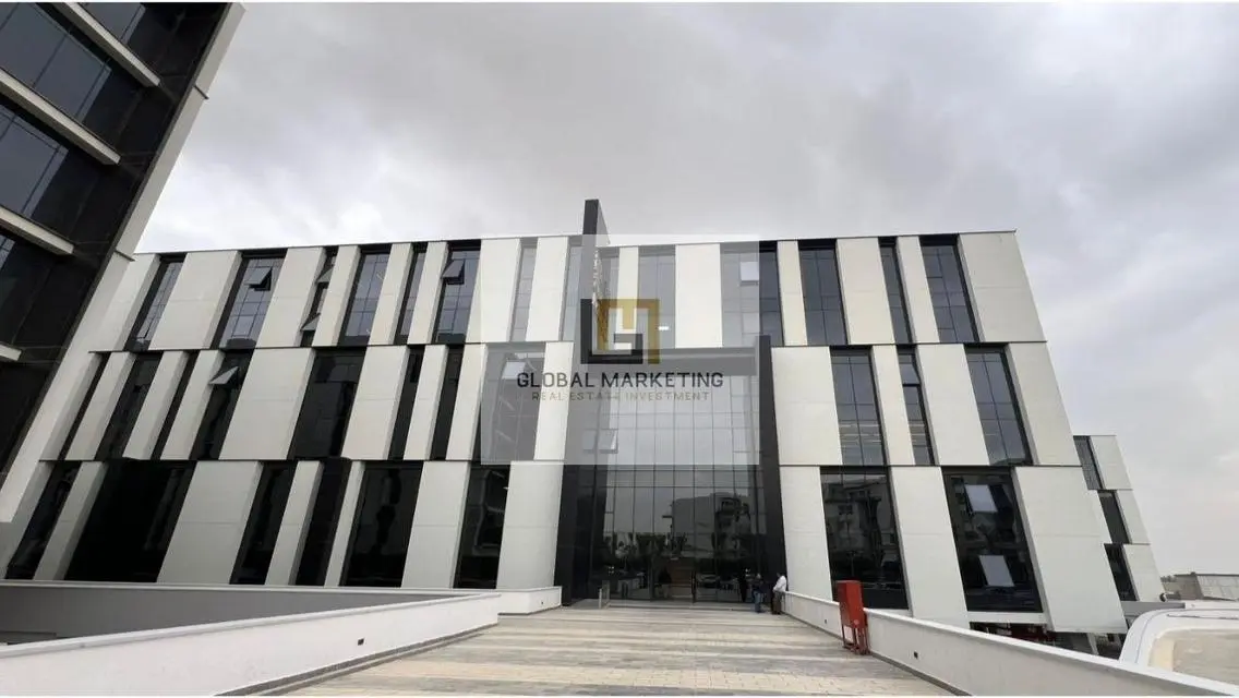Premium Apartment with 450 sqm in a Great Location