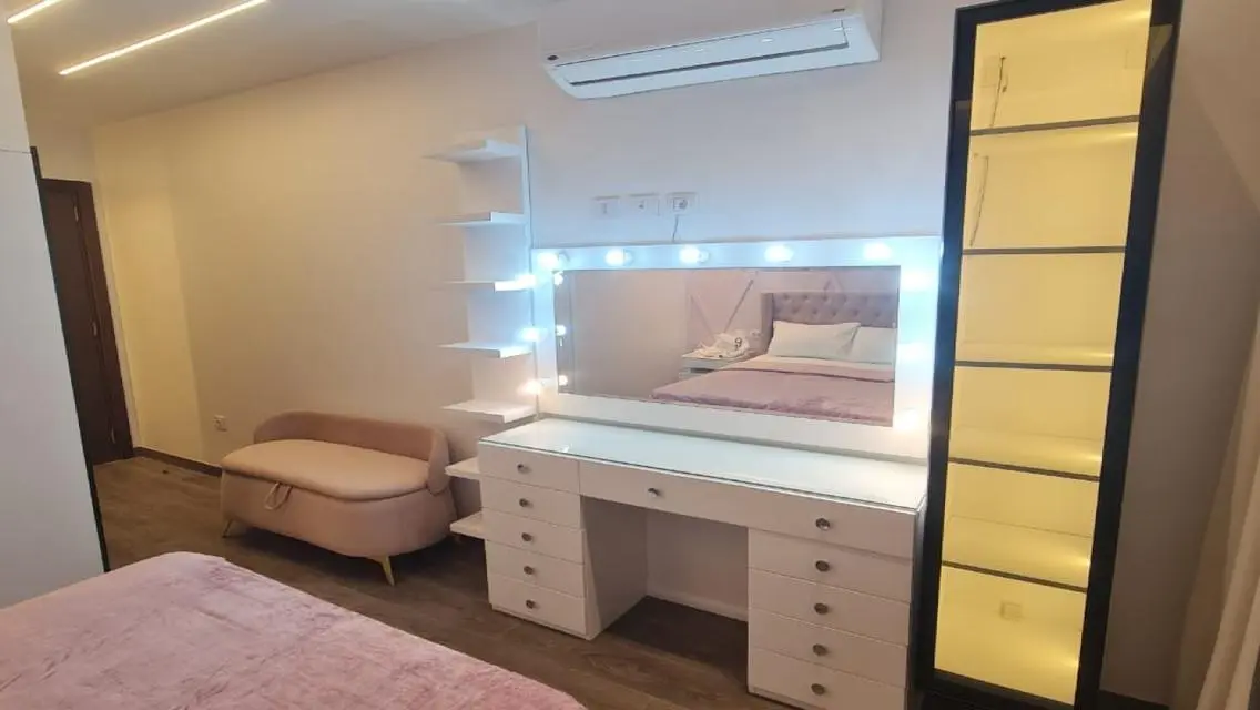 For Rent – Apartment in Zed Tower