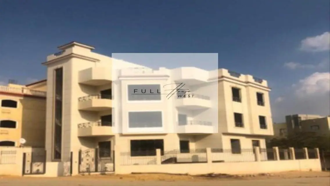 Luxury Villa for Sale on 450 sqm in a Quiet Area