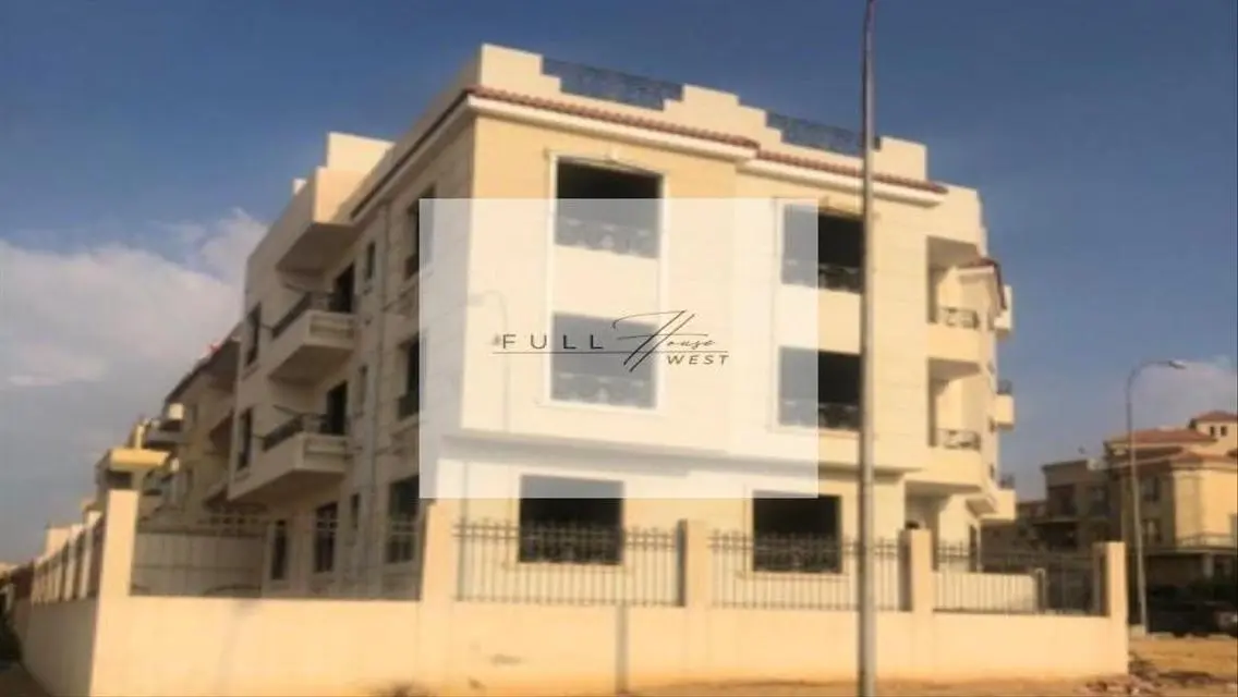 Luxury Villa for Sale on 450 sqm in a Quiet Area