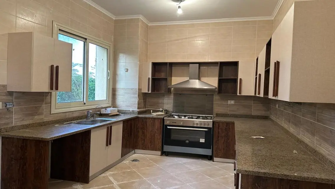 For Rent – Twinhouse in Grand Heights
