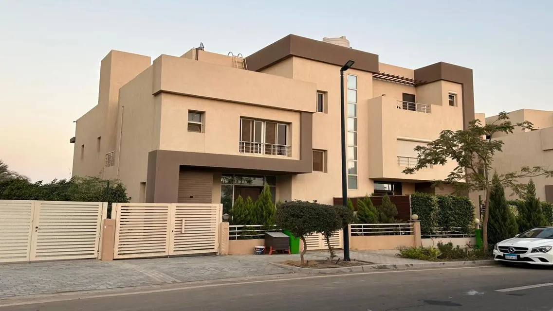 For Rent – Twinhouse in Grand Heights