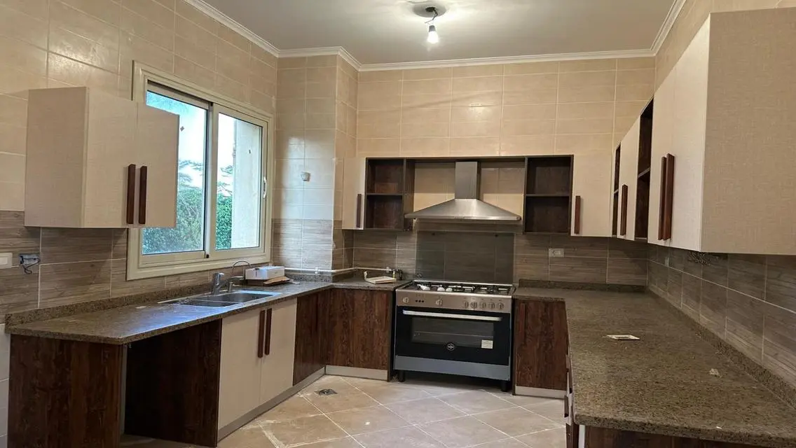 For Rent – Twinhouse in Grand Heights