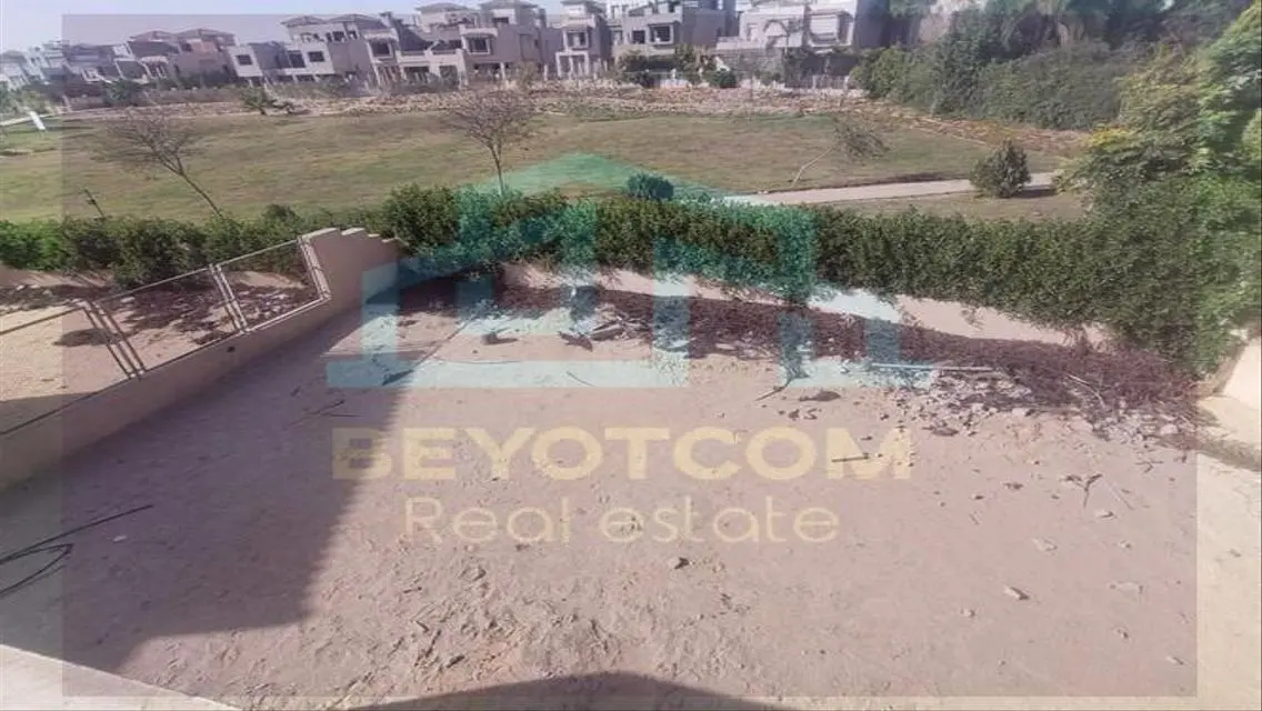 Villa for sale Golf Extension Palm H semi-finished
