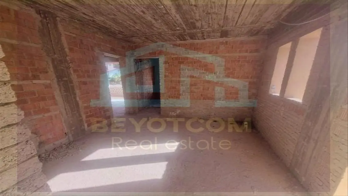 Villa for sale Golf Extension Palm H semi-finished