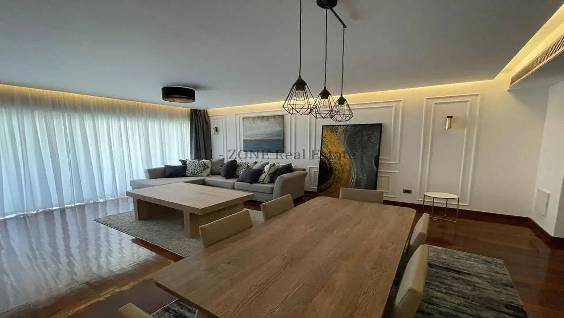 Modern Furnished Apartment for Rent in Lake View