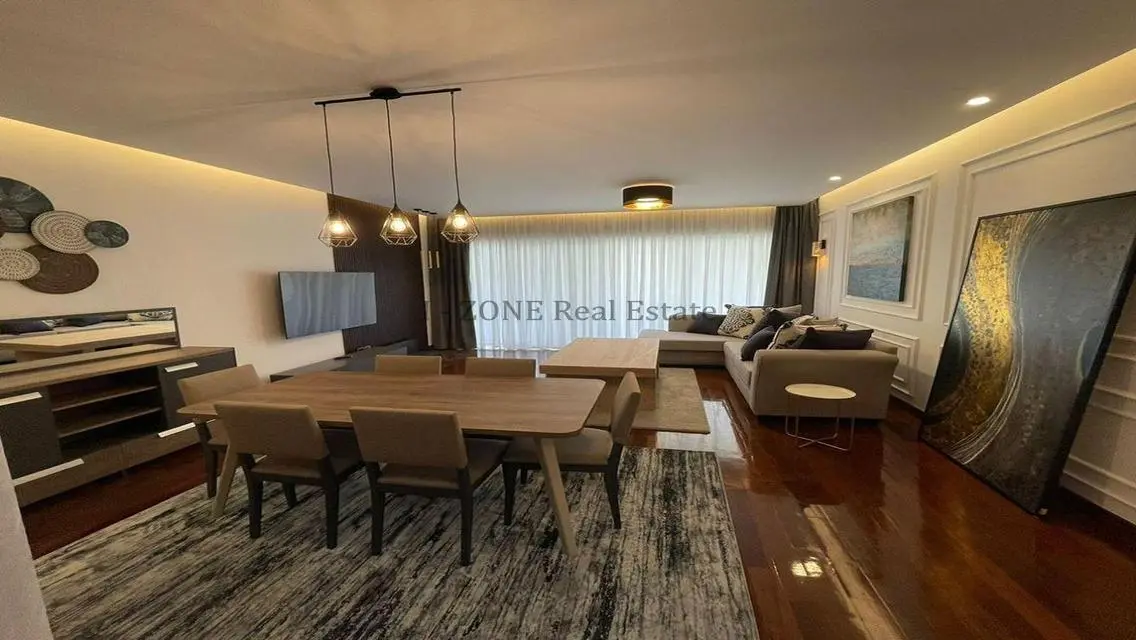 Modern Furnished Apartment for Rent in Lake View