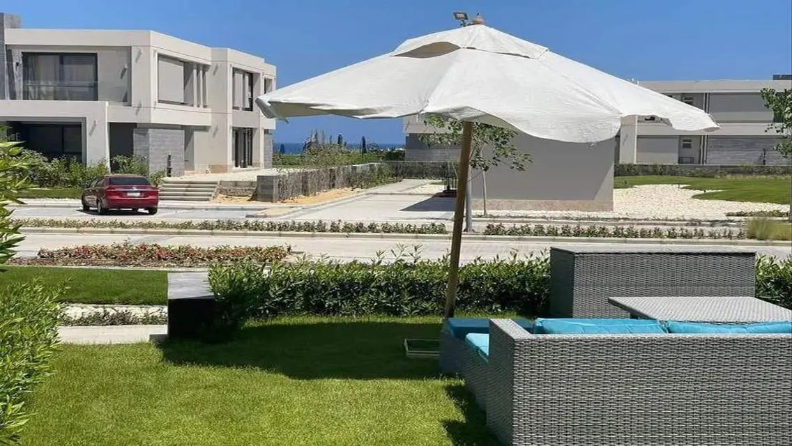 Luxury 3-Bedroom Apartment with Private Garden and Exceptional Amenities