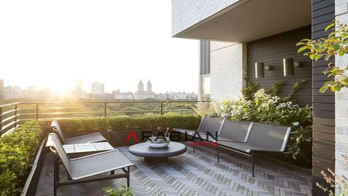 own apt open view 145m dp 300k inst 10y
