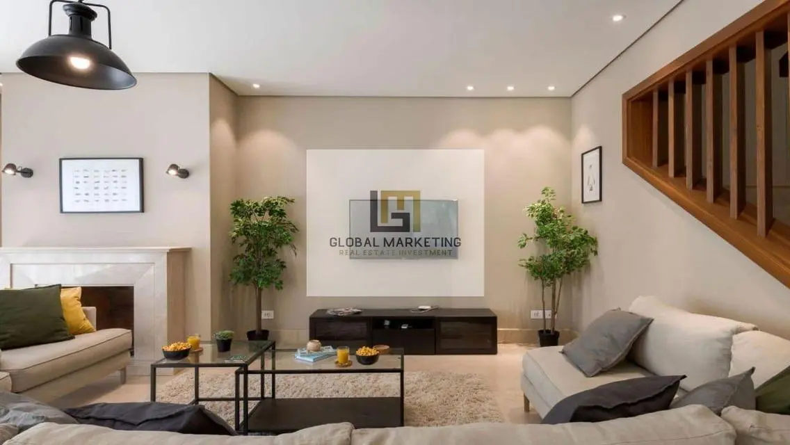 Modern furnished villa of 308m2 for rent in CFC