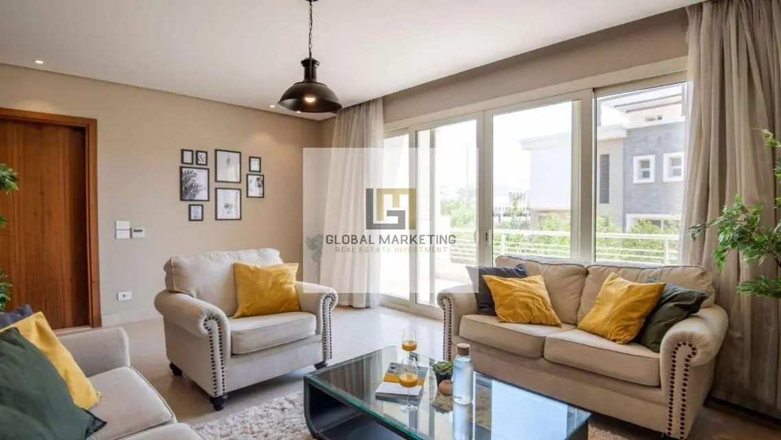 Modern furnished villa of 308m2 for rent in CFC