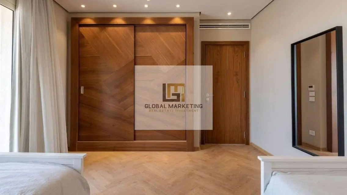 Modern furnished villa of 308m2 for rent in CFC
