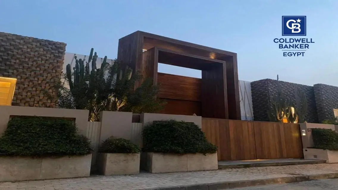 Apartment for sale in Pyramids Hills, Cairo Alex