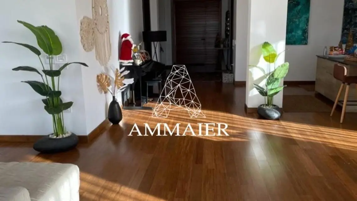 Stand alone for sale in allegria