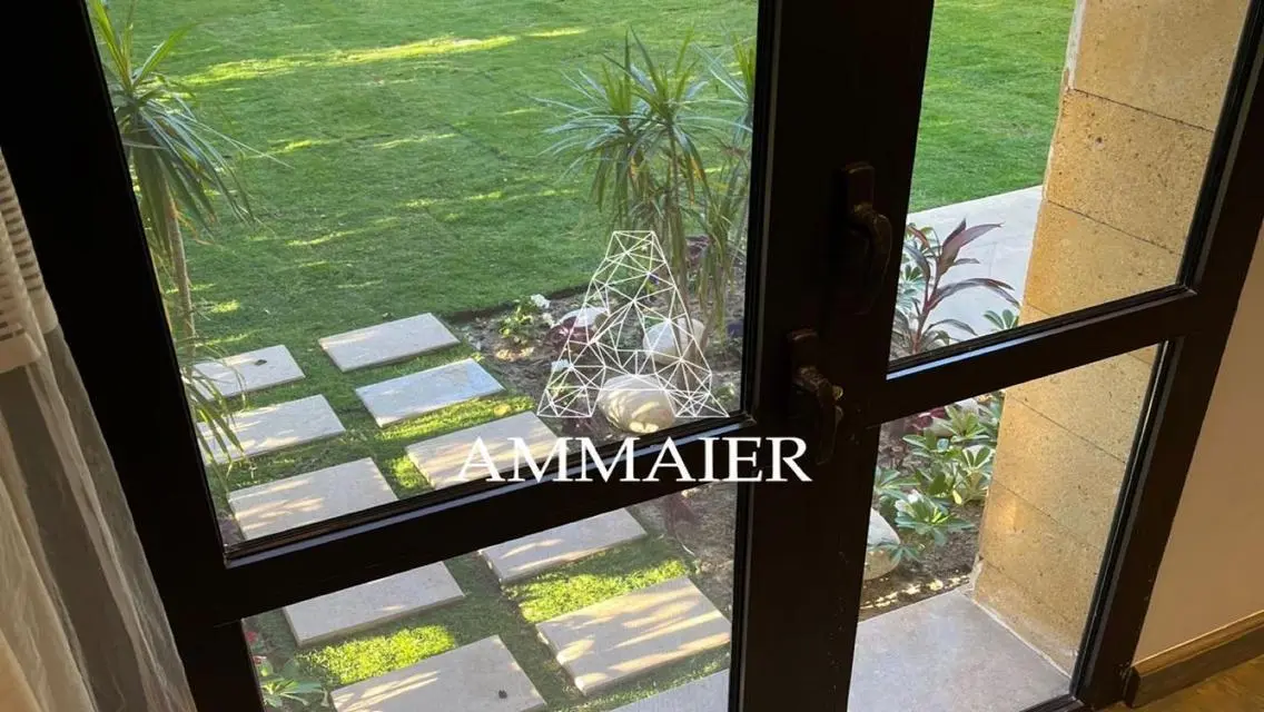 Ground apartment for SALE in westown