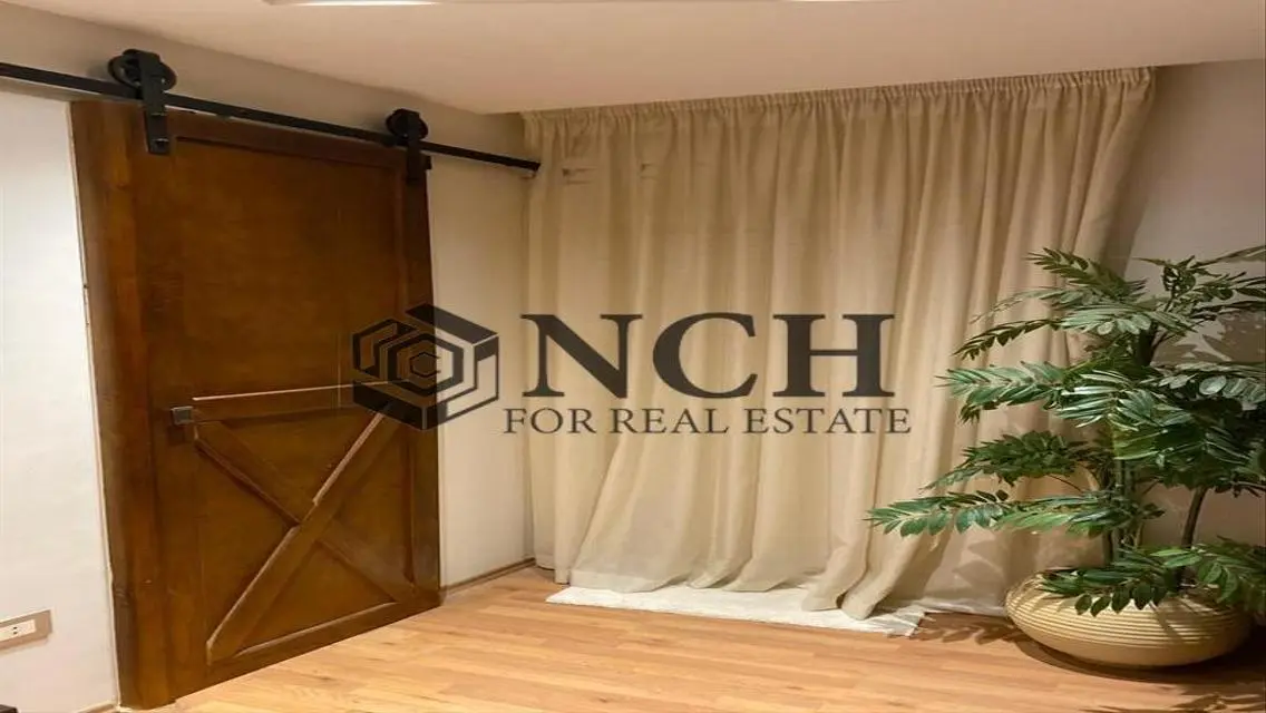 ELEGANT PENTHOUSE 166M FOR SALE, AFFORDABLE PRICE.