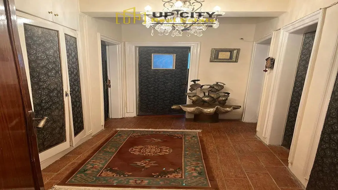 Apartment for sale on the nile 4 famous artist