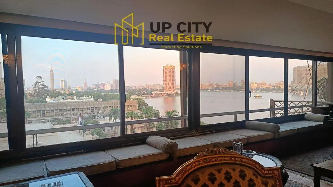 Apartment for sale on the nile 4 famous artist