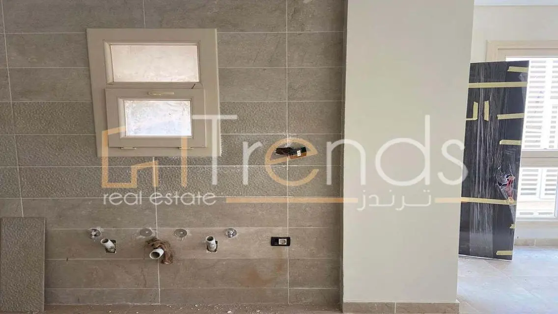 شاليه دور أول لافيستا باي ايست يرى البحر