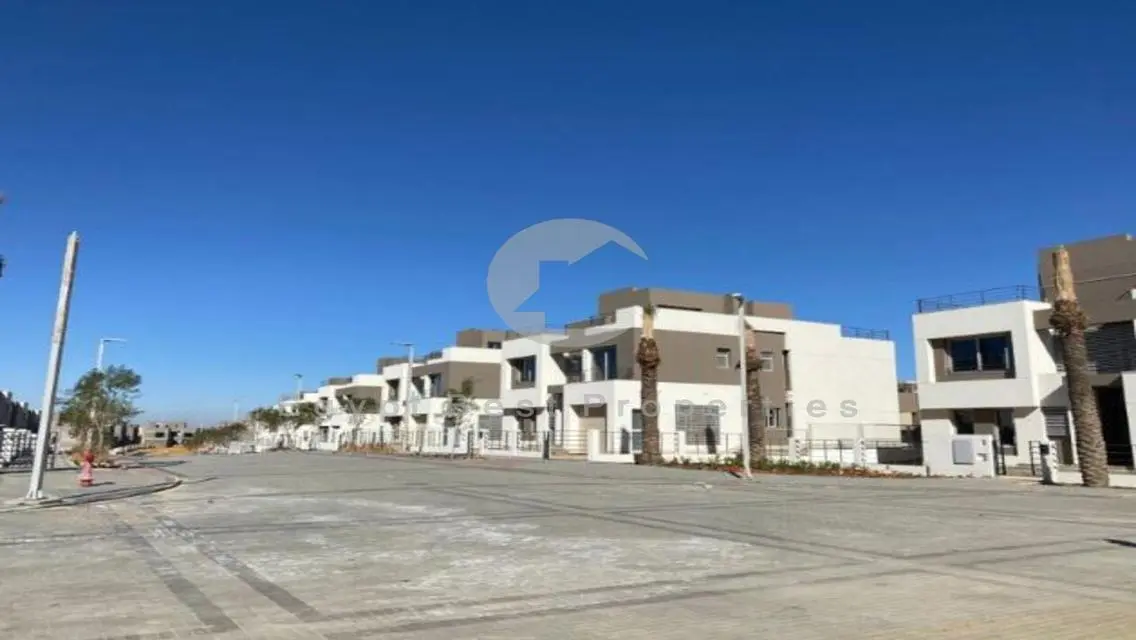 Own Landscape View Villa Prime Location @New Cairo