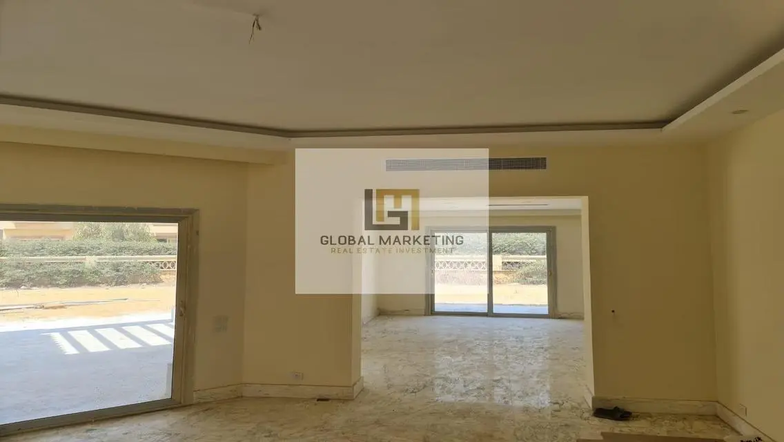 ڤيلا للايجار نص مفروش في بالم هيلز قطامية PK1