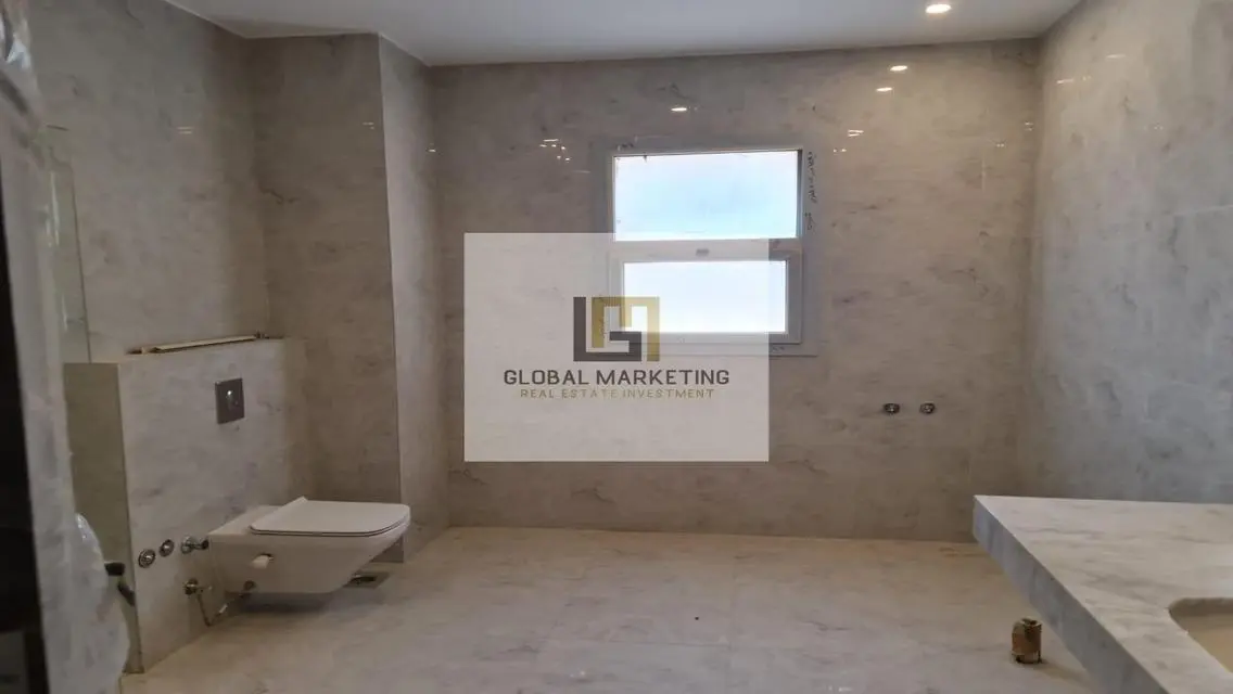 ڤيلا للايجار نص مفروش في بالم هيلز قطامية PK1