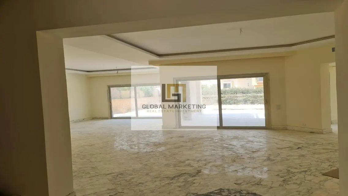 ڤيلا للايجار نص مفروش في بالم هيلز قطامية PK1