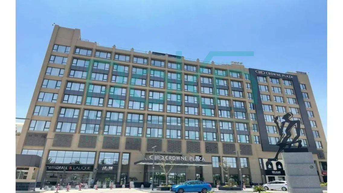 Fully finished office for rent in Arkan Plaza