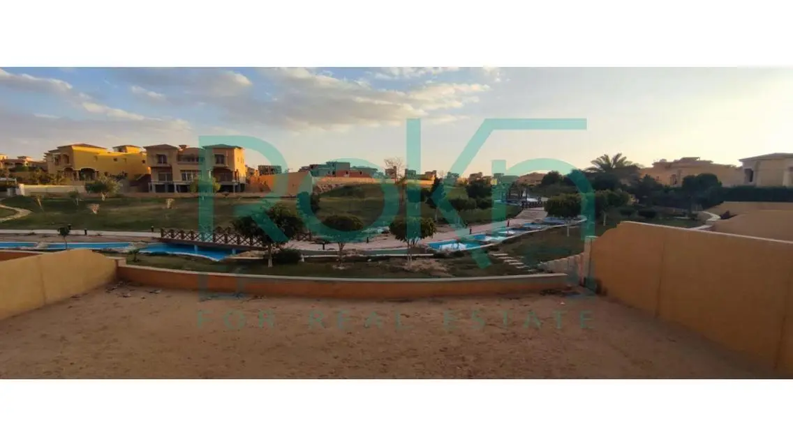 فيلا للبيع للبيع في الجولدن سكوير زايد اميز لوكيشن