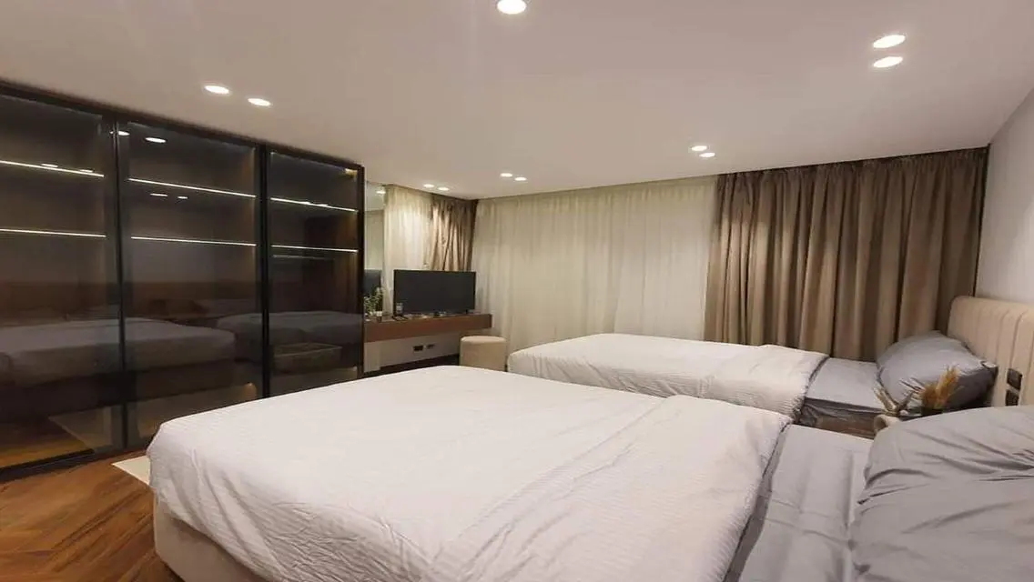 Simple and modern 2bedrooms at excellent location