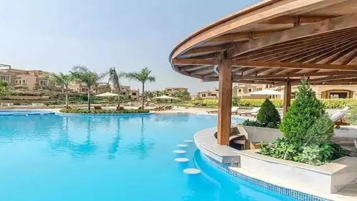 بكمبوند ستون ريزيدنس شقه مفروشه بجاردن