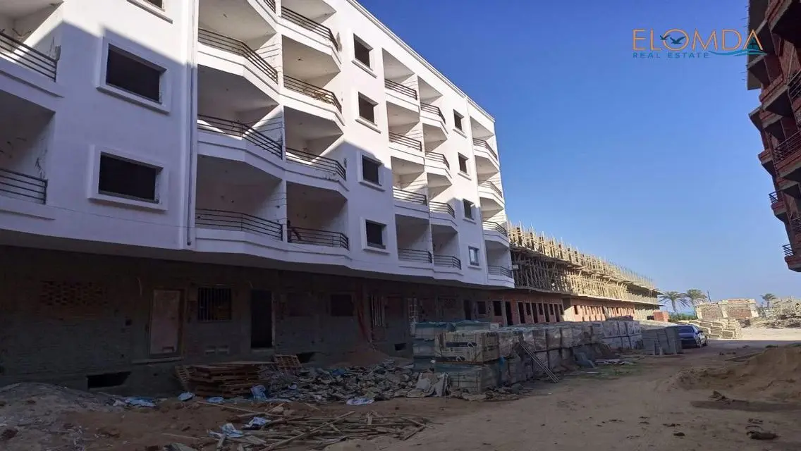 استثمر فى Grand Rock على الممشى السياحى-تسليم 2026
