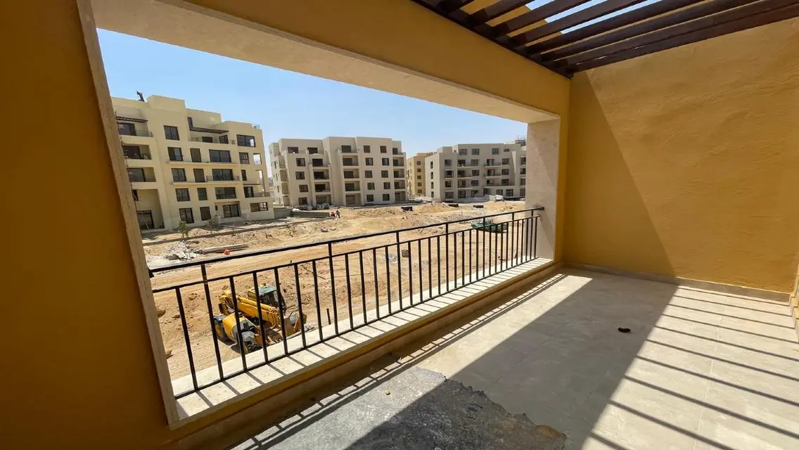 شقة مميزة بإطلالات متعددة الزوايا - اويست