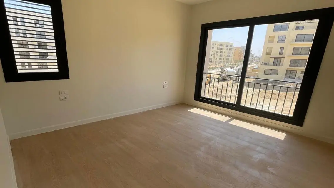 شقة مميزة بإطلالات متعددة الزوايا - اويست