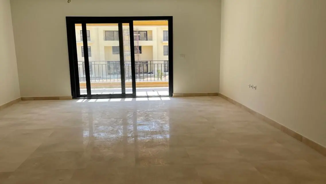 شقة مميزة بإطلالات متعددة الزوايا - اويست