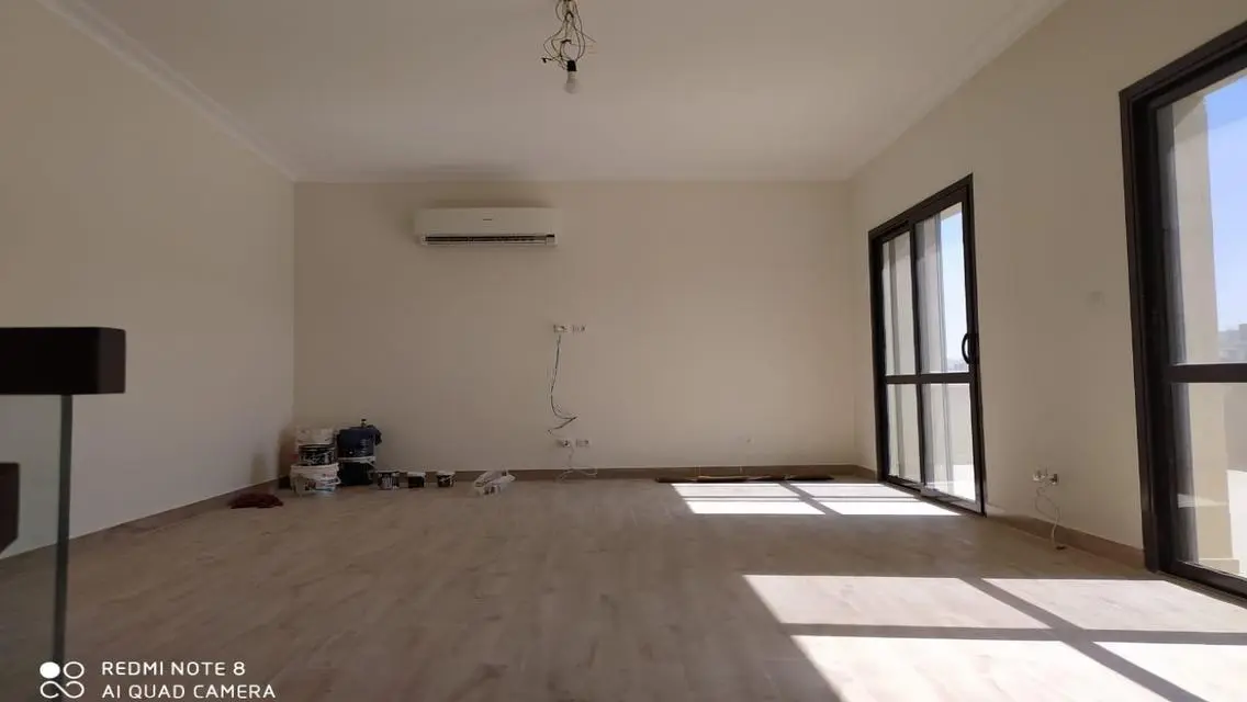 For Rent Penthouse View Main Park AT Eastown Sodic
